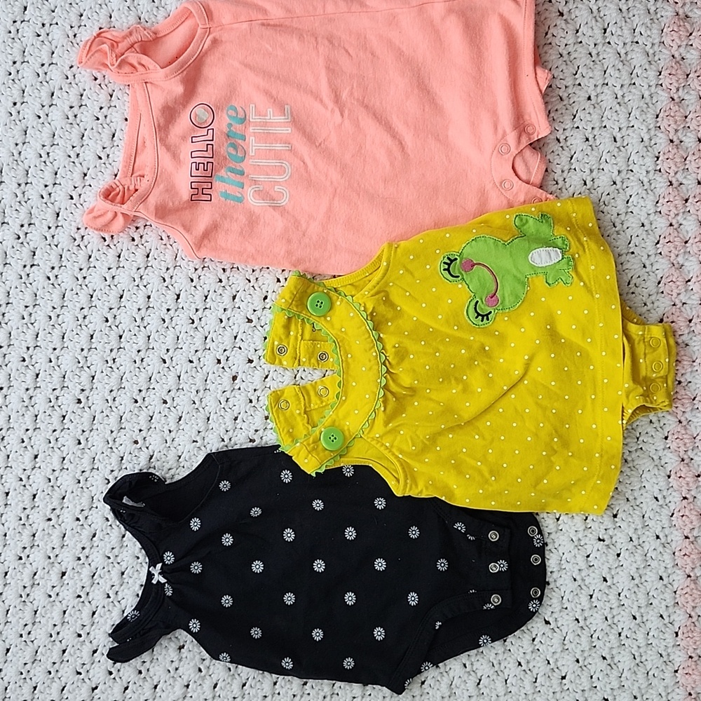 Carter's  Bundle rompers, 6M